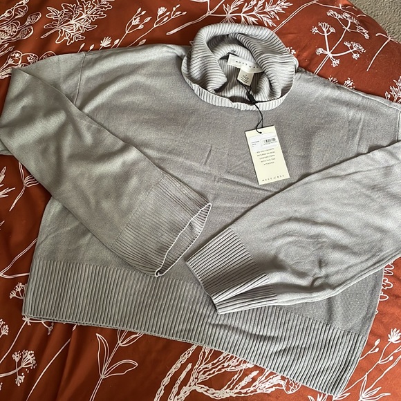 Grey Cowl Neck Sweater size small NWT - Picture 2 of 3